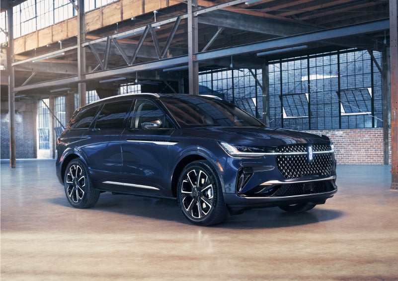 A 2024 Lincoln Nautilus® SUV is parked in an industrial space. | Oliver Lincoln in Plymouth IN